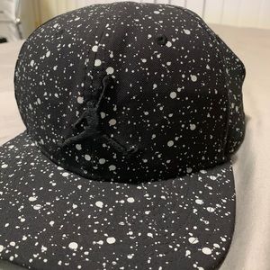 Jordan paint splash hat